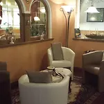 Hotel Azola 3*