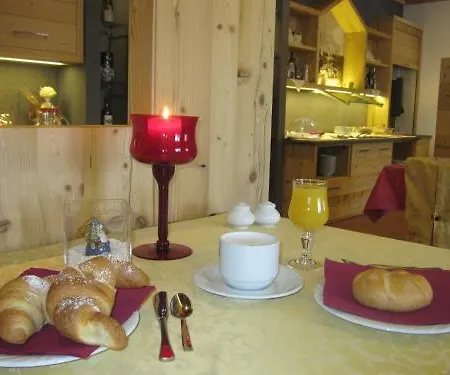 Azola Hotel Canazei