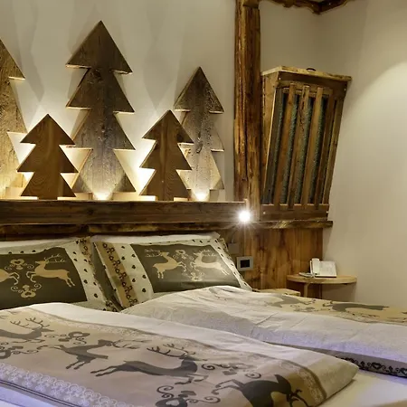 Azola Hotel