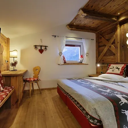 Hotel Azola 3*