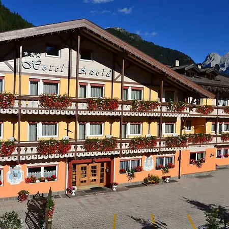 Hotel Azola Canazei