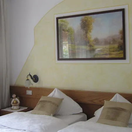 Hotel Azola
