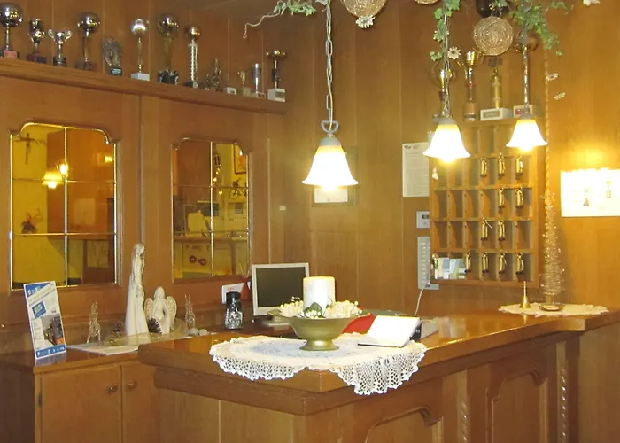 Azola 3* Канацеи