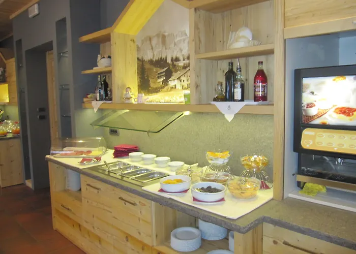 Azola 3* Канацеи