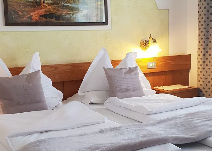 ホテル Azola カナツェーイ